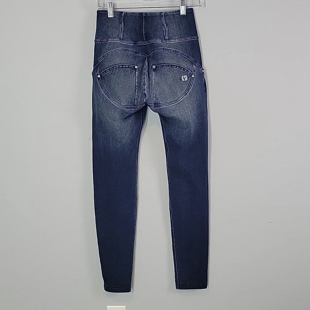 Freddy Women's Skinny Jeans - Dark Blue - Picture 5 of 12